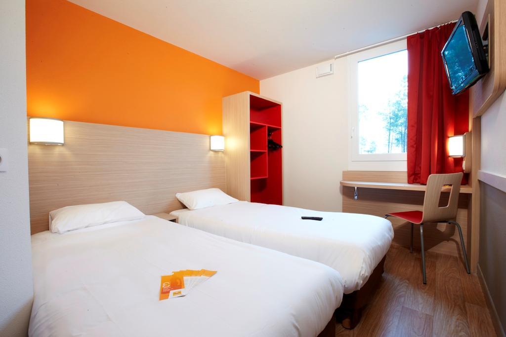 Premiere Classe Roissy - Aeroport Cdg - Le Mesnil-Amelot Hotel Room photo