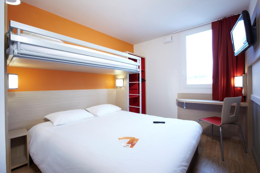 Premiere Classe Roissy - Aeroport Cdg - Le Mesnil-Amelot Hotel Room photo